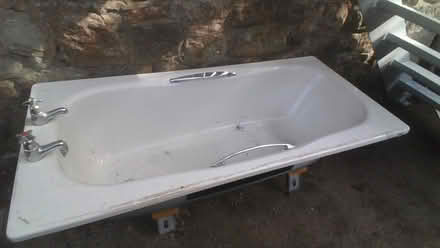 Photo of free Bath (Bethel, Gwynedd) #1