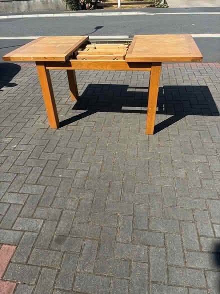 Photo of free Extending dining table (Kilkenny 20 km radius) #1