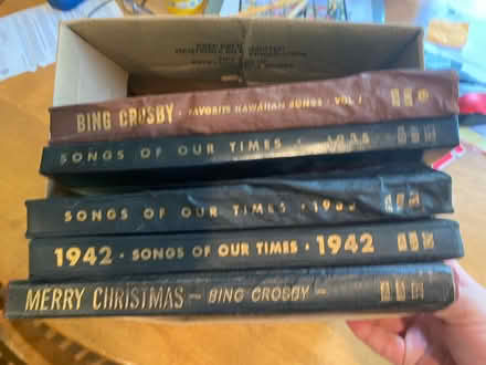 Photo of free 78 rpm record sets (Schaumburg) #1