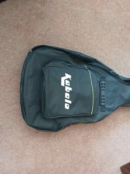Photo of free Three quarter size guitar gig bag (Canford Heath Poole BH17) #2
