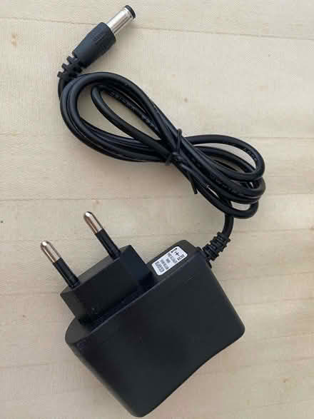 Photo of free European 2-pin plug (Cogges OX28) #1