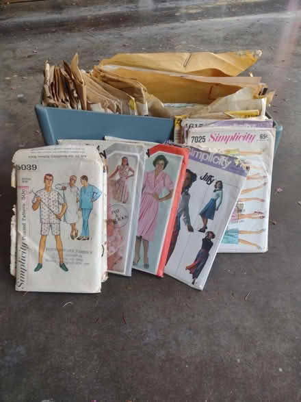 Photo of free Vintage sewing patterns (Broomall) #1