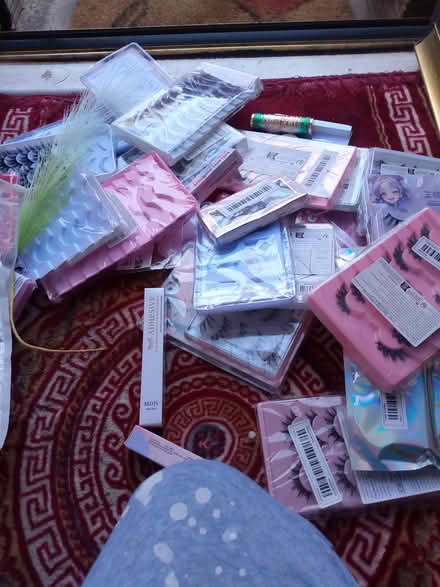 Photo of free Plastic bag lashglue and lashes (Bd47jf) #1