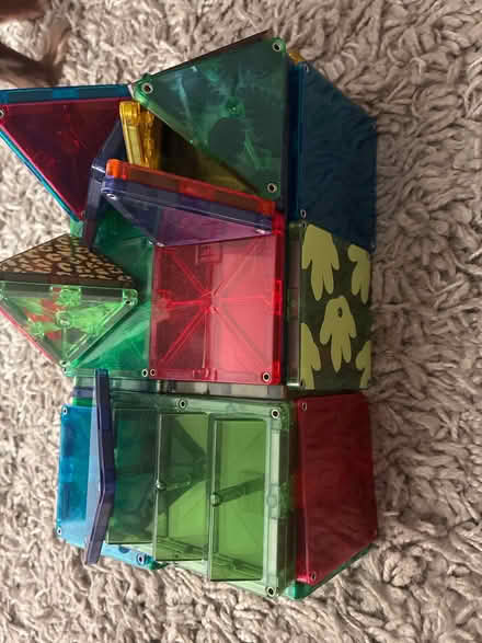 Photo of Kids magna tiles (Heath & Reach LU7) #1