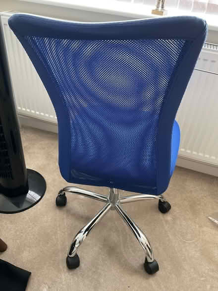 Photo of free Office chair blue vgc (Derby DE22) #3