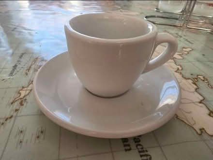 Photo of free Cups saucers,mugs etc (Sm46jq) #4