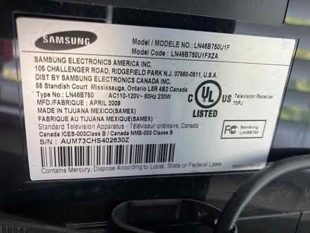 Photo of free 46' Samsung TV with wall mount (Vancouver Washington) #2