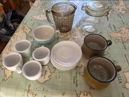 Photo of free Cups saucers,mugs etc (Sm46jq) #2