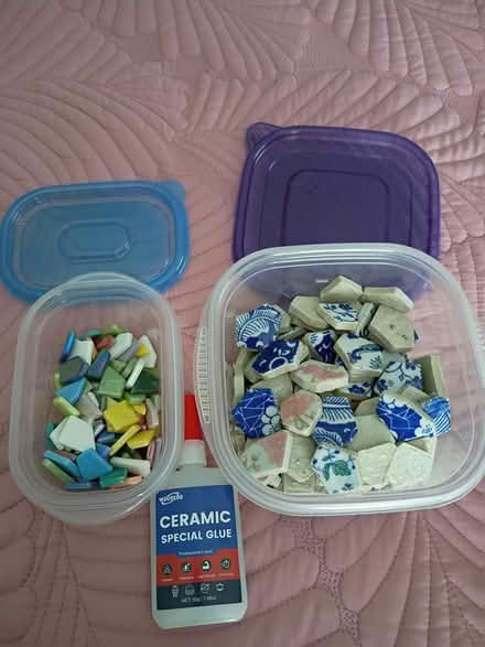 Photo of free mosaic tiles (Near Waltham Library) #1