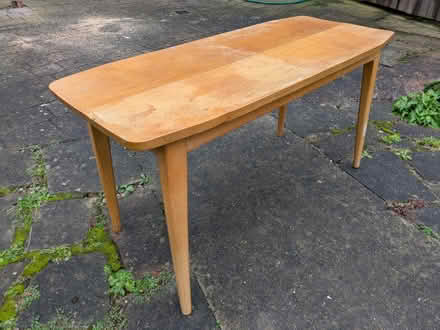 Photo of free Table (Dartford Crayford DA1) #1