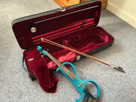 Photo of free Violin electric (Cam GL11) #3