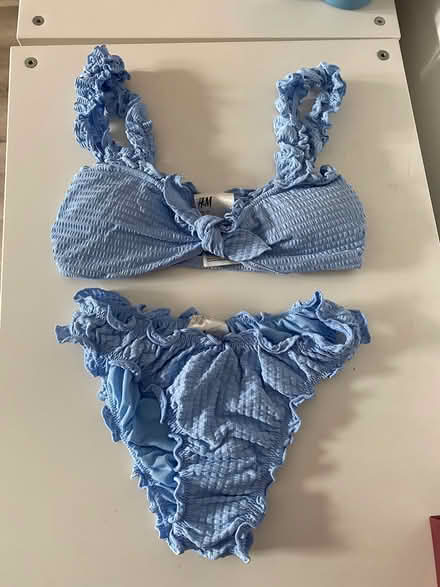 Photo of free Swimsuit H&M (W4) #3