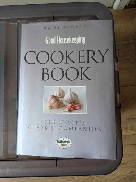Photo of free Good Housekeeping Cookery Book (Shippon OX13) #1