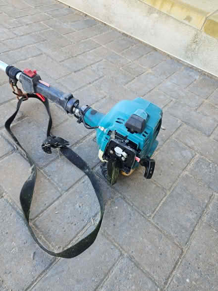 Photo of free Strimmer, not working (Halton LA2) #2