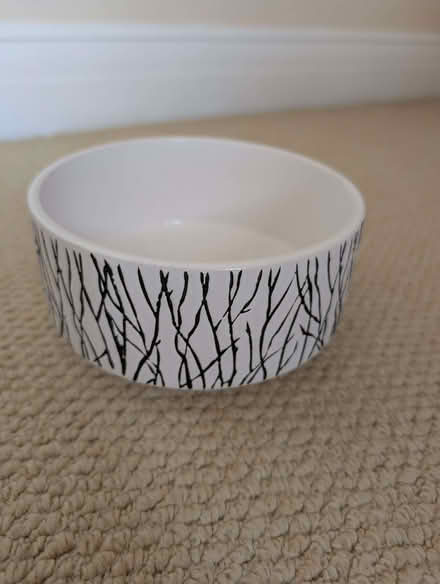 Photo of free Ceramic pot (IQ Winnersh RG41) #1