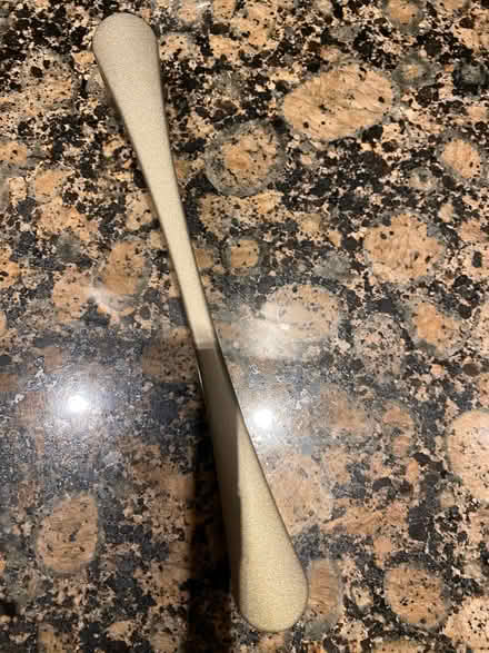 Photo of free Kitchen cupboard handles (Rushmere IP4) #1