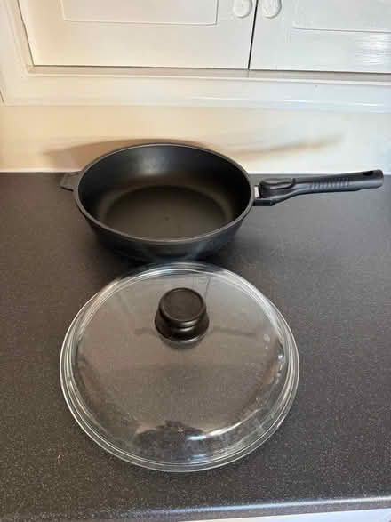 Photo of free Non stick pan and lid (Larkhall BA1) #1