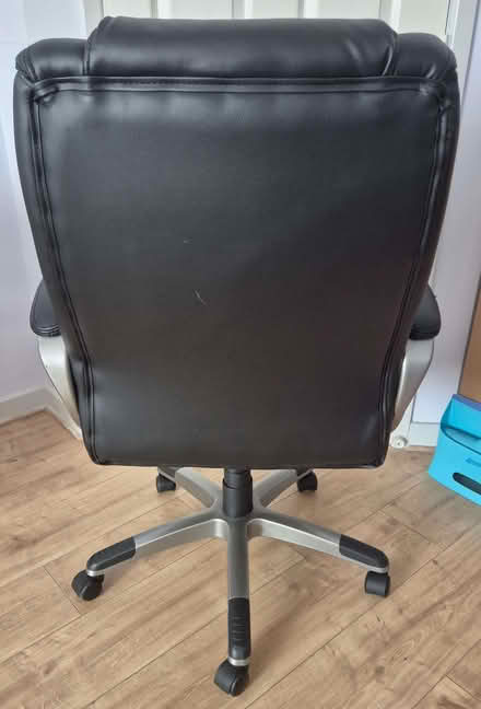 Photo of free Black Faux Leather Computer Chair (Greenhithe DA9) #4
