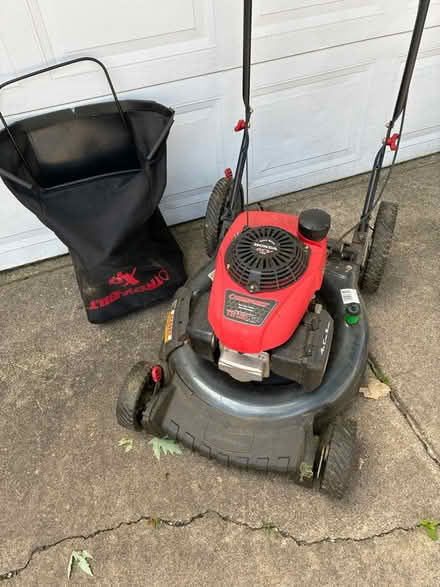 Photo of free Lawnmower not working (Villa park) #1