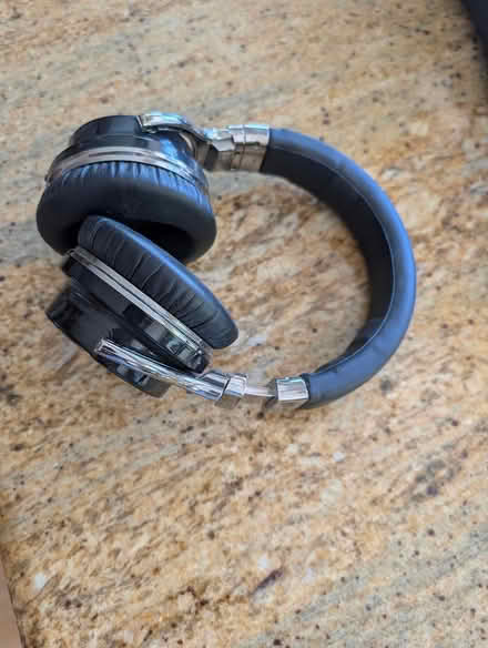 Photo of free Coein noise cancelling headphones (Cupertino/West San Jose) #1