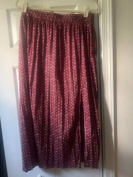 Photo of free wednesday’s girl xl skirt (S Section) #1