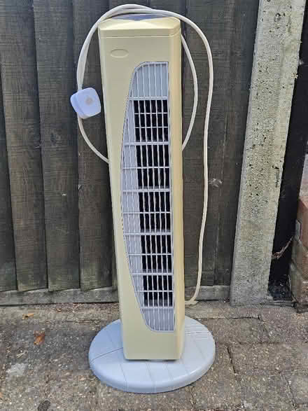Photo of free Tower Fan (Whitfield CT16) #1