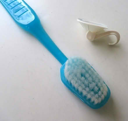 Photo of free shower back scrubber brush (Addiscombe CR0) #3