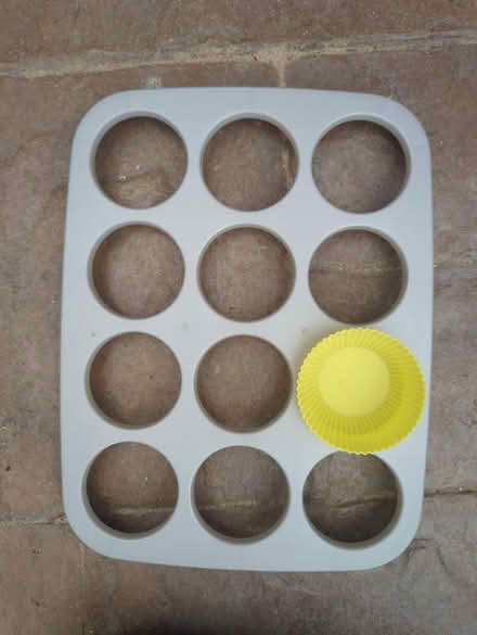 Photo of free Muffin rack (Aston OX18 2) #1