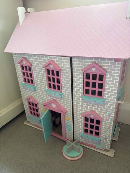 Photo of free Dolls house (Carrickmines) #1
