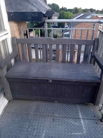 Photo of free Storage bench (Barnet) #2