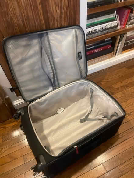Photo of free 24” Samsonite Luggage (Washington, DC) #2