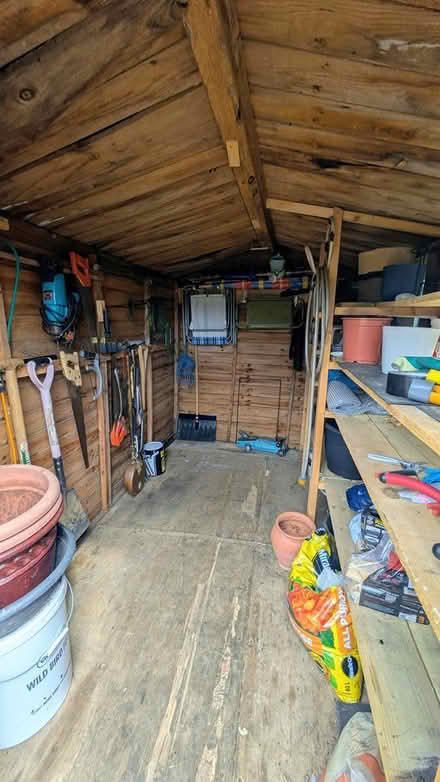 Photo of free Wooden shed (Stratford-upon-Avon CV37) #3