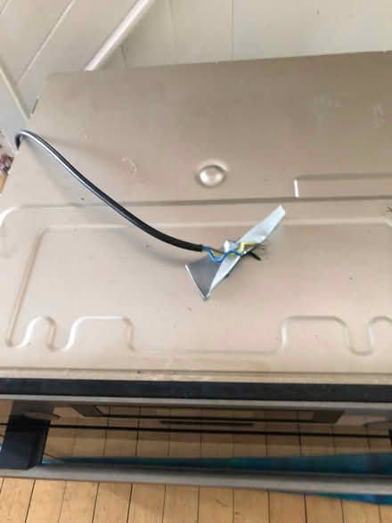 Photo of free Single Oven (Thrussington LE7) #4