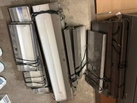 Photo of free Light Fixtures (Aurora) #1