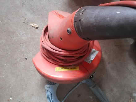 Photo of free Electric Strummer (Dodford B61) #1