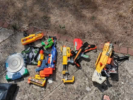 Photo of free Nerf guns (Golden Triangle NR2) #1