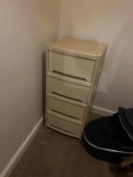 Photo of free Draws (Wessington DE55) #1