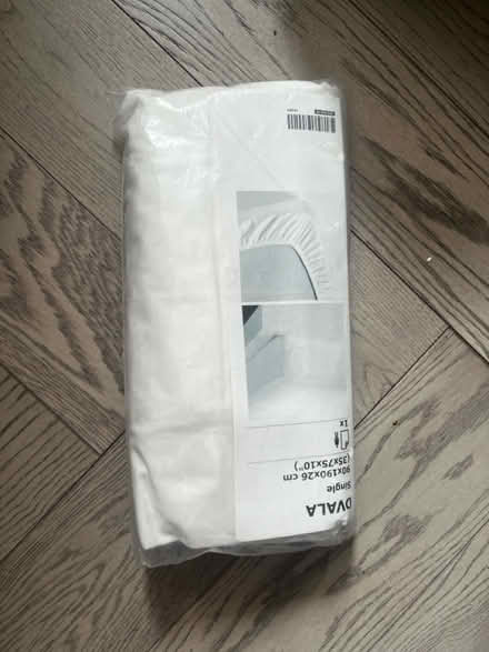 Photo of free Single fitted sheet (Queen’s Park, NW6) #1