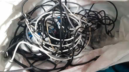 Photo of free USB leads (N7 9fn7) #1