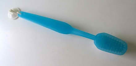 Photo of free shower back scrubber brush (Addiscombe CR0) #1