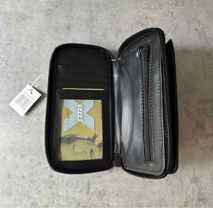 Photo of free Old Style Phone Case / Wallet (Hemel Hempstead HP3) #3
