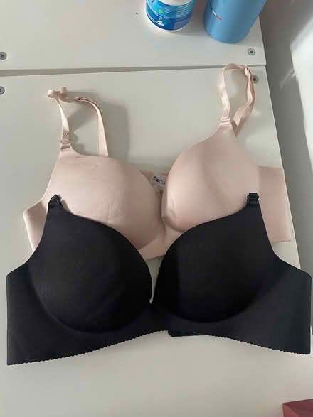 Photo of free Women’s bra 34B (W4) #1