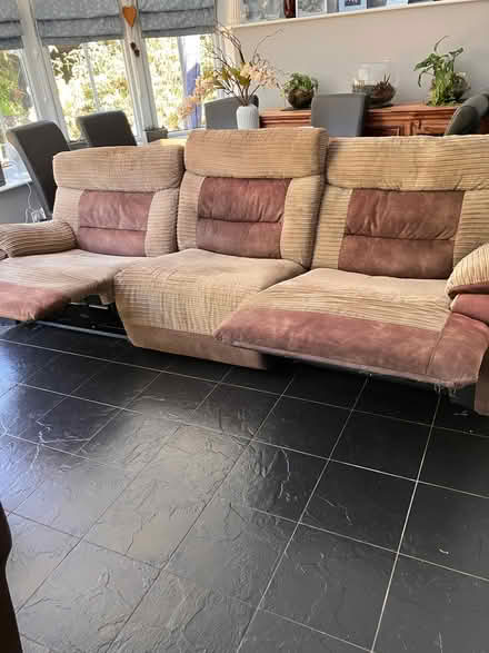 Photo of free 3 seater recliner sofa (Brigg DN20) #2