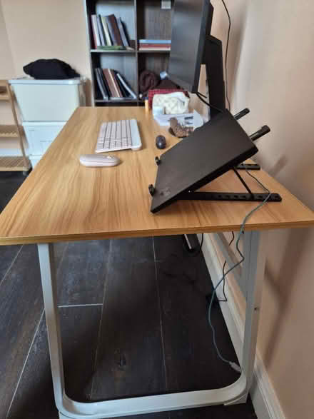 Photo of free VComputer desk, Vasagle, oak (Stepaside) #3