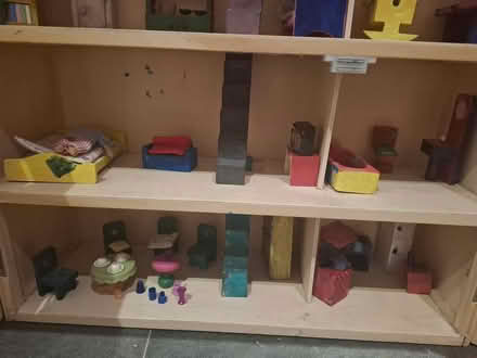 Photo of free Dolls house - needs painting (Beckenham BR3) #2