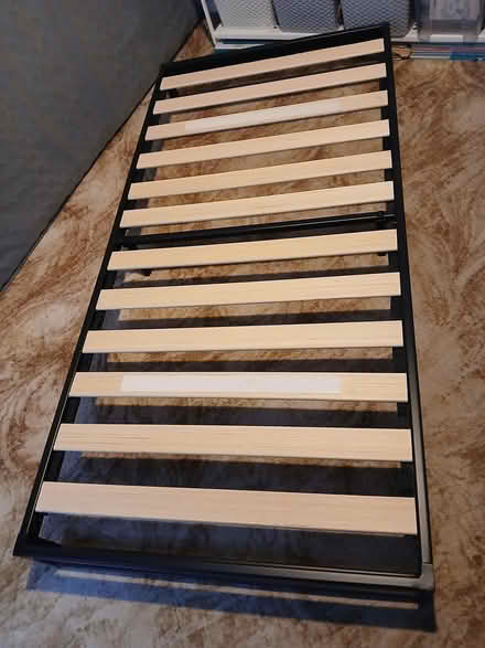 Photo of free Single bed frame (Round green lu2) #1