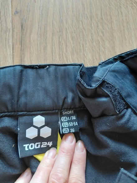 Photo of free Ski Trousers (Knightsfield Welwyn Garden AL8) #2