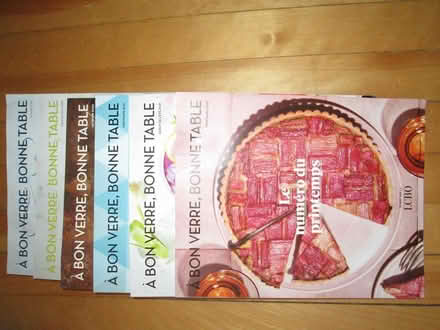 Photo of free 18 LCBO French magazines (Old Ottawa South) #1