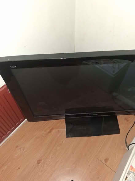 Photo of free Tv (Loscoe Grange DE75) #1