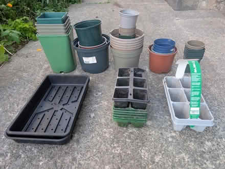 Photo of free Plastic flower pots (Kirkby Lonsdale LA6) #1